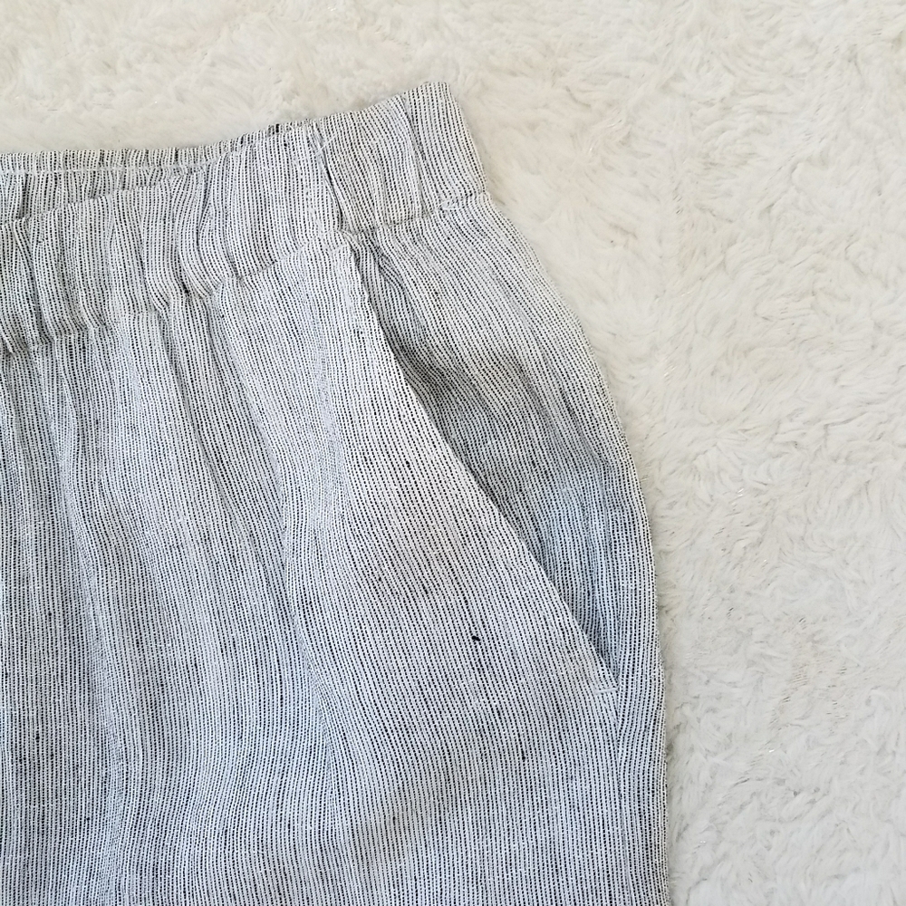 Eileen Fisher Linen Cropped Pants - Picture 7 of 9